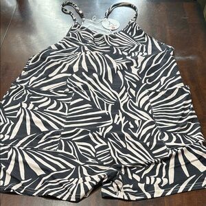 Anrabess Loose Romper Adjustable Spaghetti Straps 2 Front Pockets Zebra NWT L